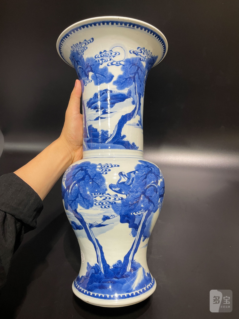 清康熙 青花山水松鹤延年凤尾尊 - 图6
